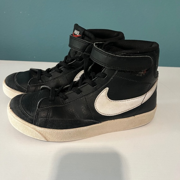 Nike Other - Big Kids Nike Blazers